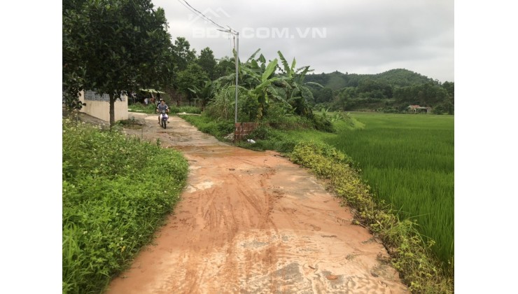 Bán mảnh đất 350m2 xã Đài Xuyên ,Vân Đồn ,Quảng Ninh ,có sổ hồng